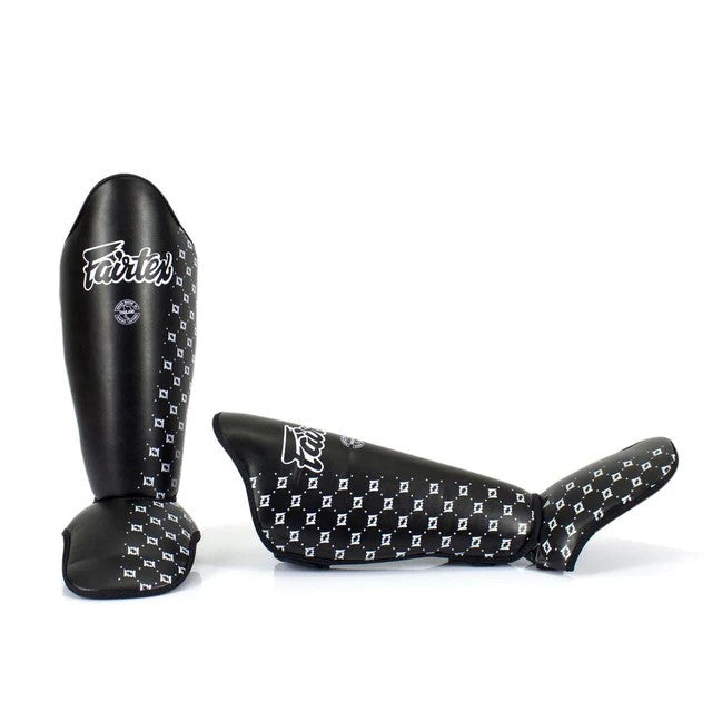 *KIDS - Fairtex COMPETITION SHIN PADS (Black) - SP5