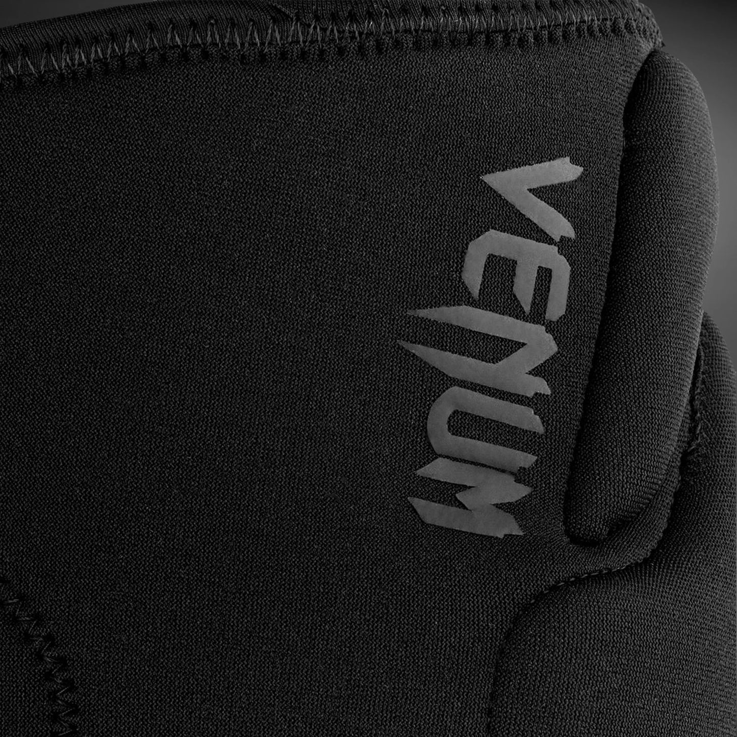 Venum - Kontact Gel Knee Pad (Black)
