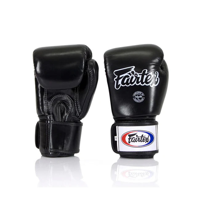 *KIDS - Fairtex MUAY THAI / BOXING GLOVES (Black) Premium Leather - BGV1