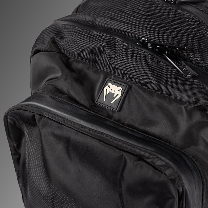 VENUM Shockwave Backpack - (Black)