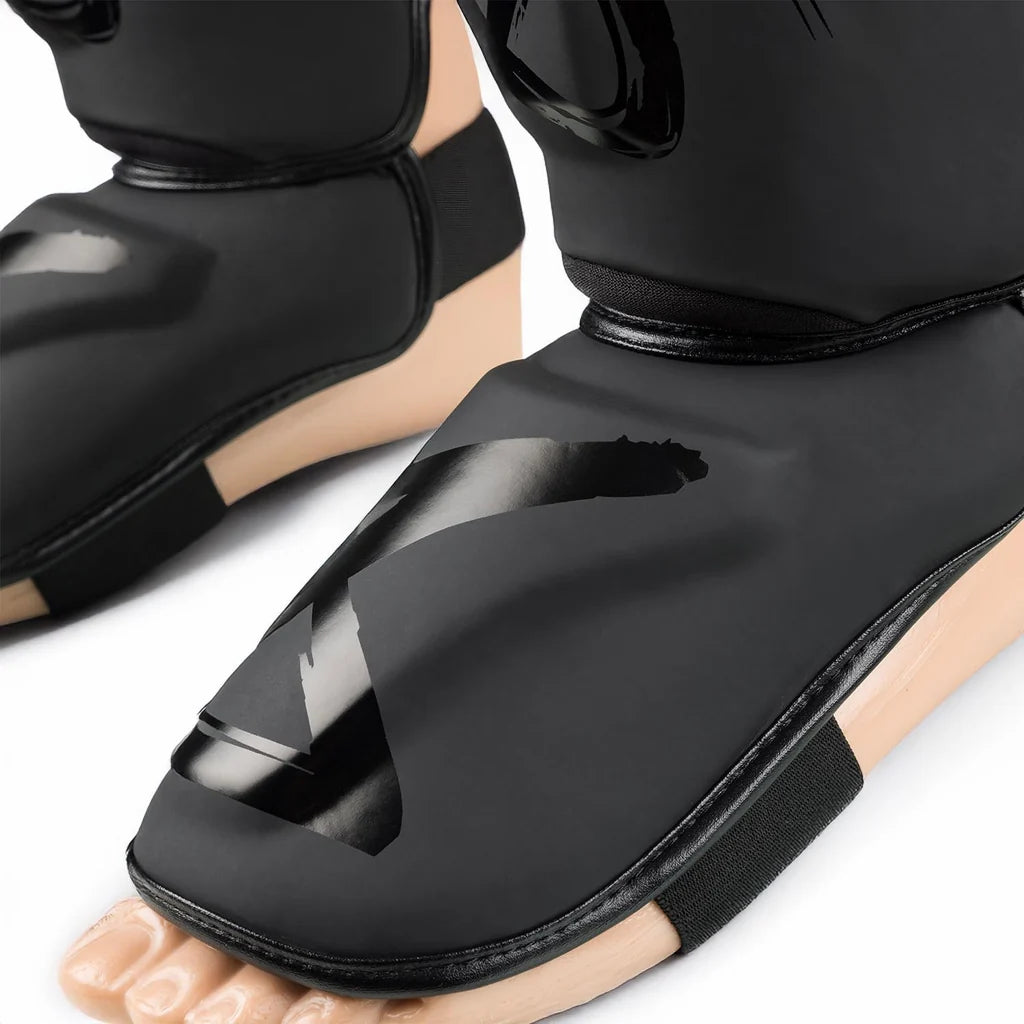 8WEAPONS - Shin Guards Unlimited 2.0 (Black)