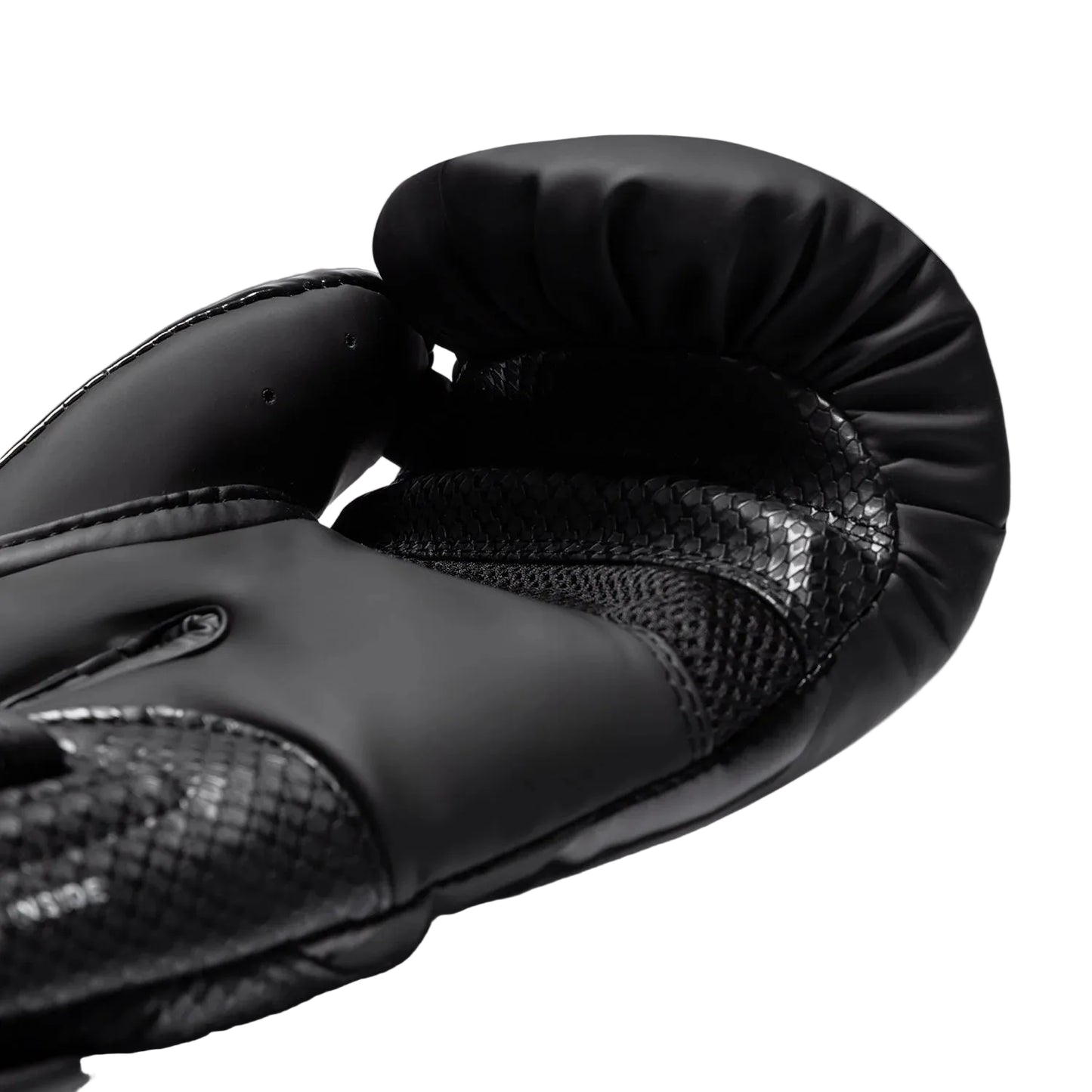 VENUM - Challenger 4.0 Scales - (Black)