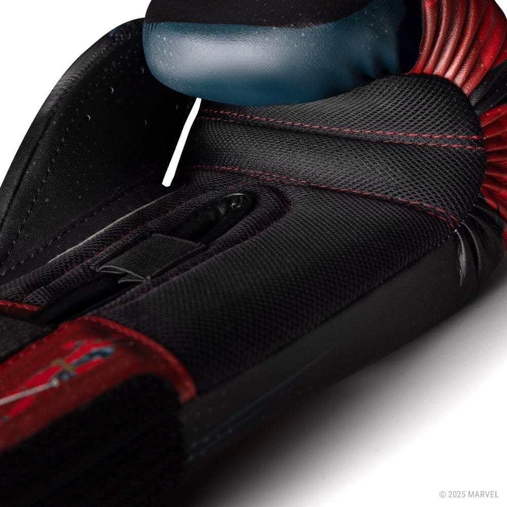HAYABUSA Gloves - MARVEL'S "CLASSIC DEADPOOL"