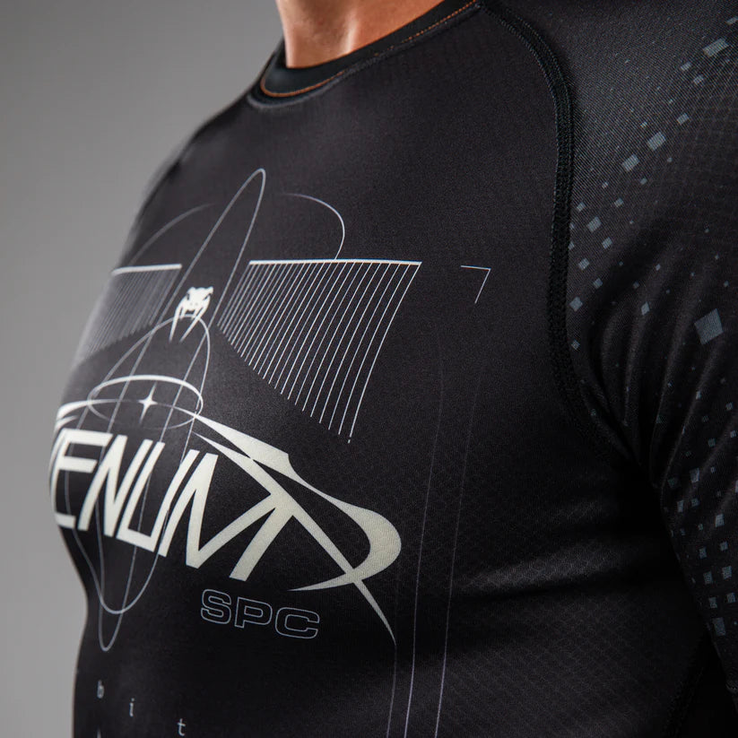 VENUM RASHGUARD Eclipse Short Sleeve (Black/Ivory)