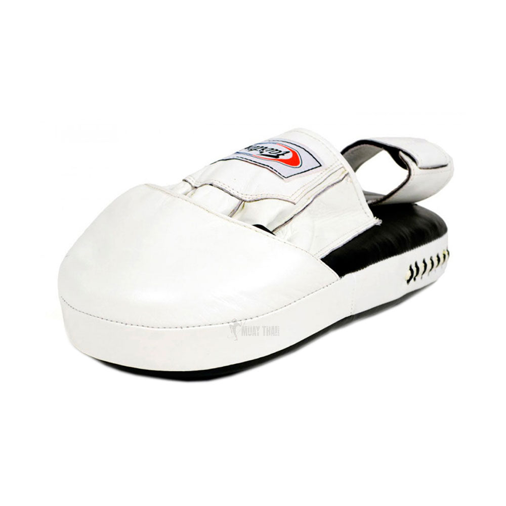 Fairtex "Pro Angular" FOCUS MITTS (Black/White) - FMV8