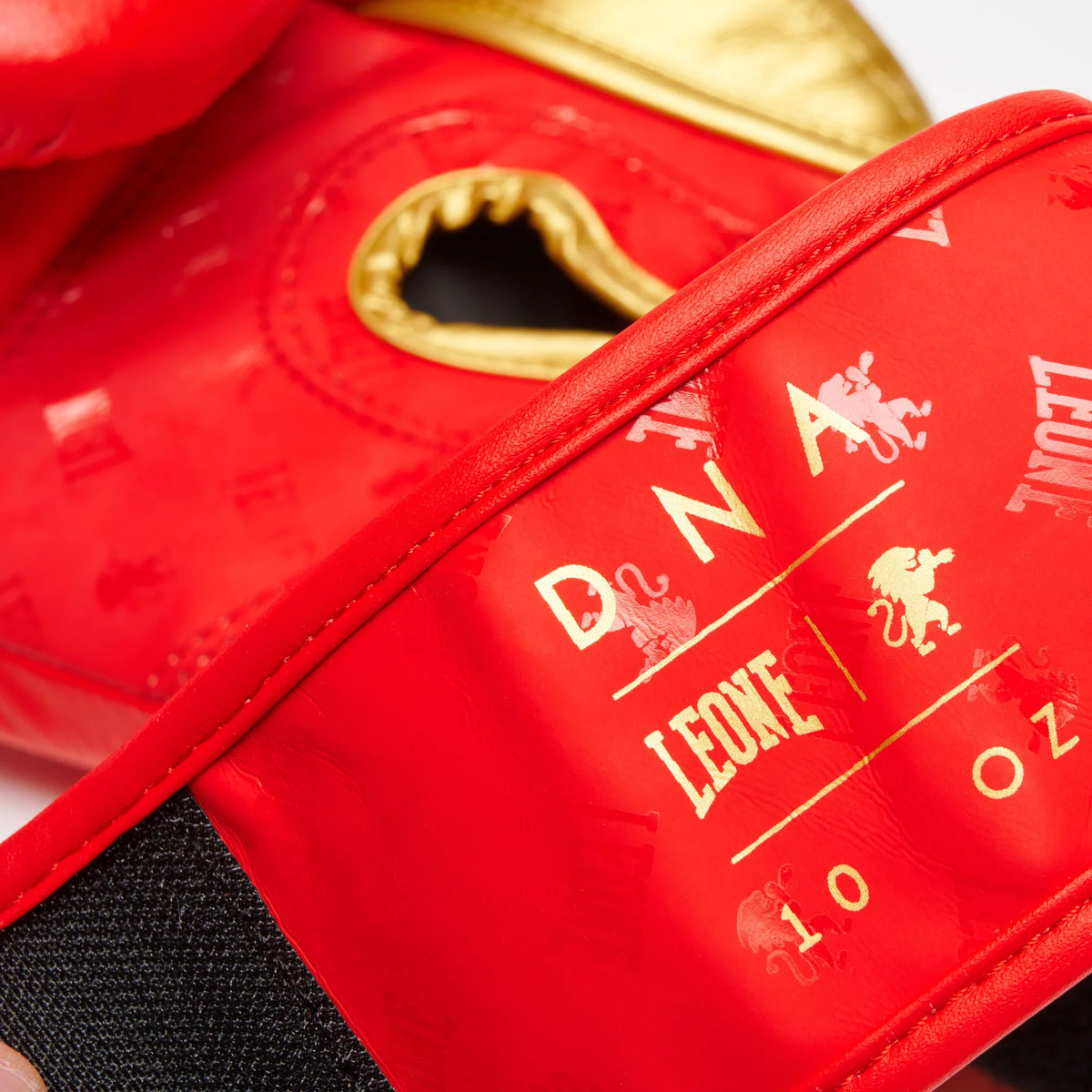 LEONE Gloves - Boxing Gloves "DNA" (Red-Gold) - GN220