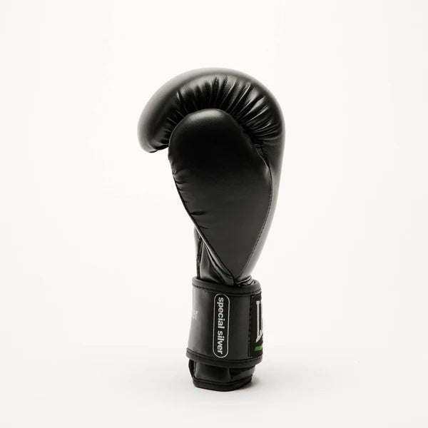 LEONE Gloves - JUNIOR Muay Thai / Boxing Gloves "Thunder" (Black) - GN383J