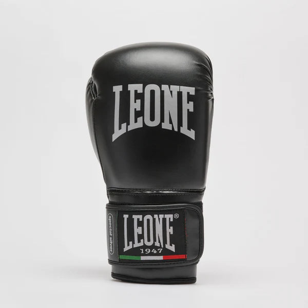 LEONE Gloves - Muay Thai / Boxing Gloves "Thunder" (Black) - GN383