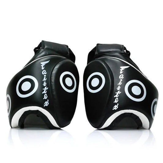 Fairtex Thigh Pads Coach (Black) - TP3