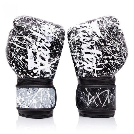 Fairtex BGV14PTbw-MUAY THAI / BOXING GLOVES (PAINTER Black / White)