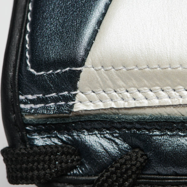 LEONE Gloves - BOXING GLOVES AUTHENTIC 2 (White) - GN116L