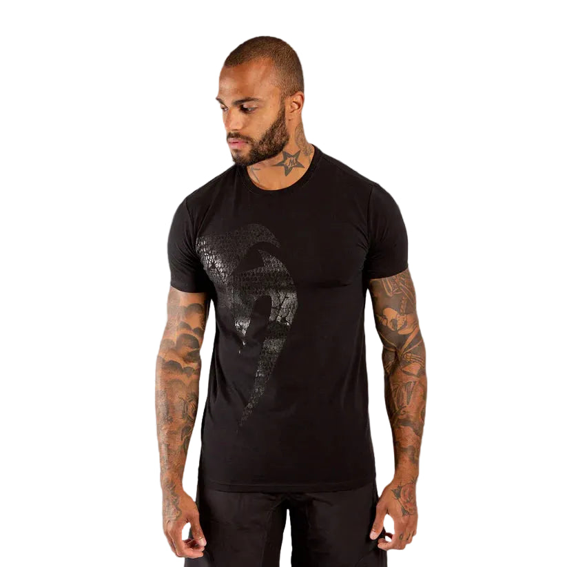 VENUM Giant T-Shirt (Black)