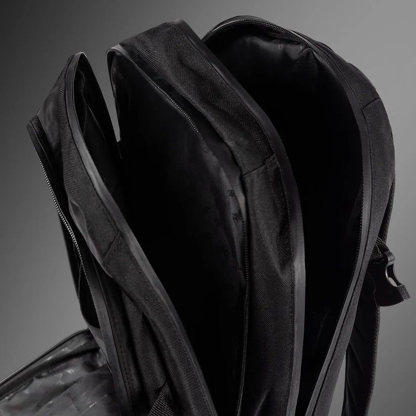 VENUM Shockwave Backpack - (Black)