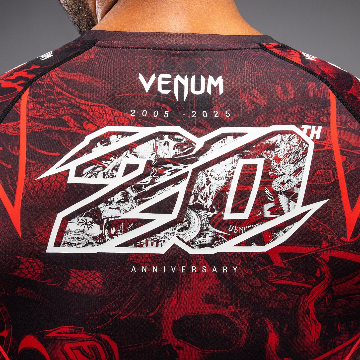VENUM RASHGUARD 20th Anniversary Short Sleeve (Black/Red)